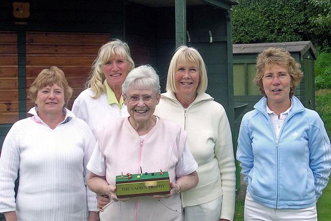 5 Img3833_edited-1.JPG - Ladies Trophy winner diane Jeffcott V's Pauline D